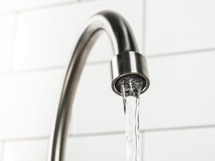 Работники «Водоканала» ремонтируют сети в Кропоткине