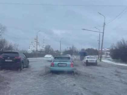 После снегопада Ростов «поплыл»