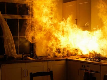 Памятка населению: как действовать, если в квартире начался пожар