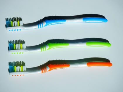 Экономия здесь неуместна: стоматолог объяснила почему после ОРВИ надо обязательно поменять зубные щетки