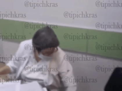 В Краснодаре в Зиповской больнице врач не приняла пациента без маски