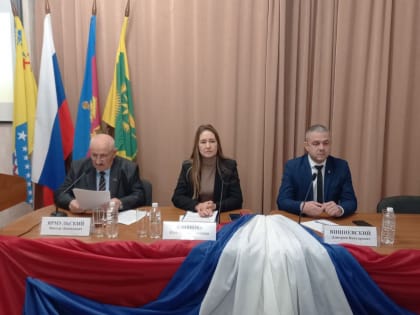 Положительная динамика в развитии поселения есть