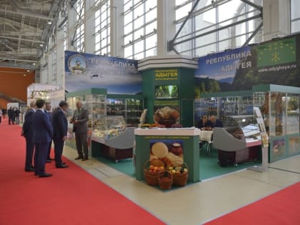Сыр, чай, мед и соль представит Адыгея на агровыставке «Золотая осень» в Москве