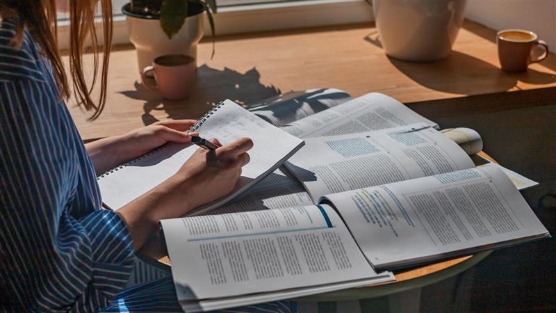 How to Write a Winning Fiction Book Proposal 