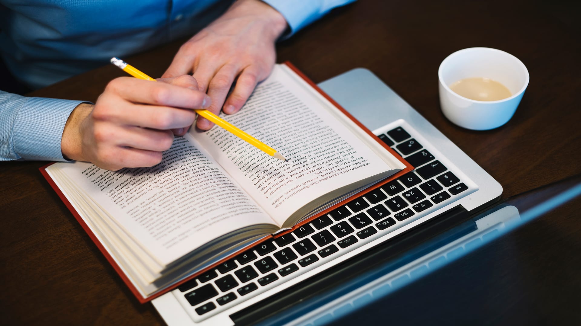 Why Book Grammar Editing Boosts Author Credibility 