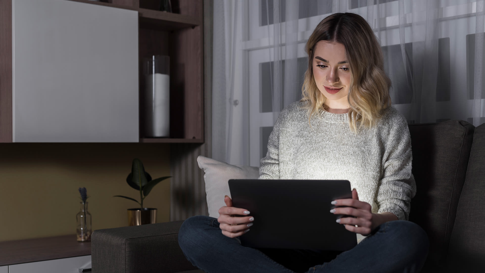 Top Benefits When You Hire an Ebook Ghostwriter 