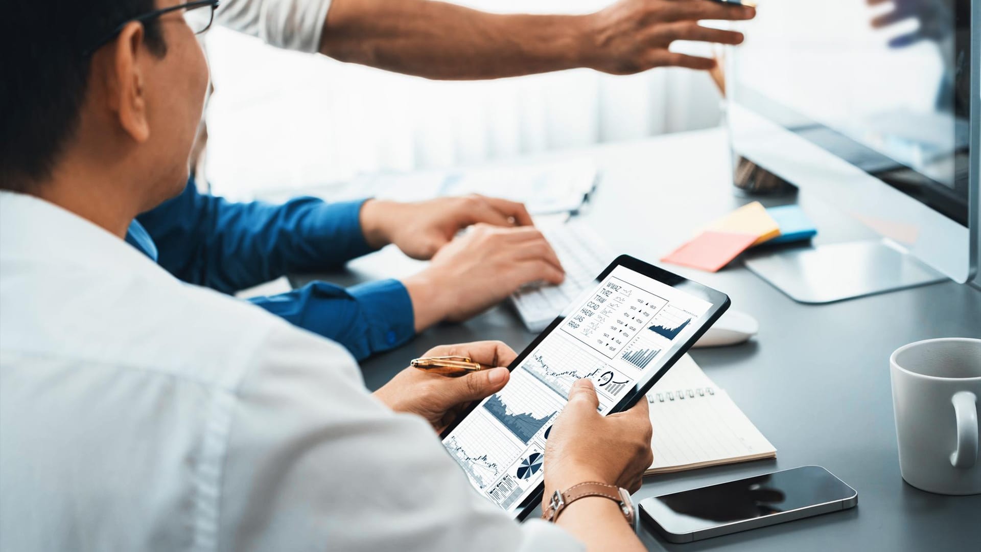 Hiring App Developers: Freelancer vs. Development Agency