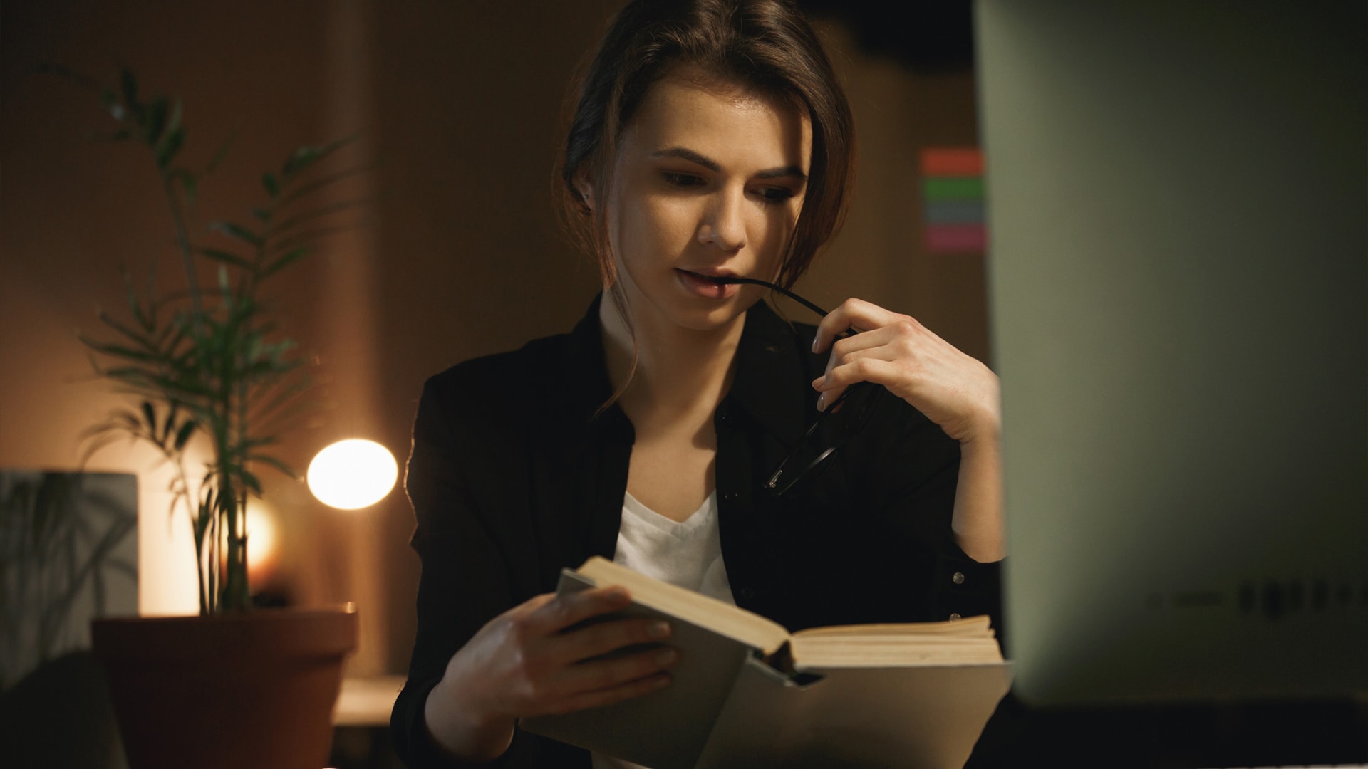 How Ghostwriting Services Work: Cost, Process, and Timeline Explained