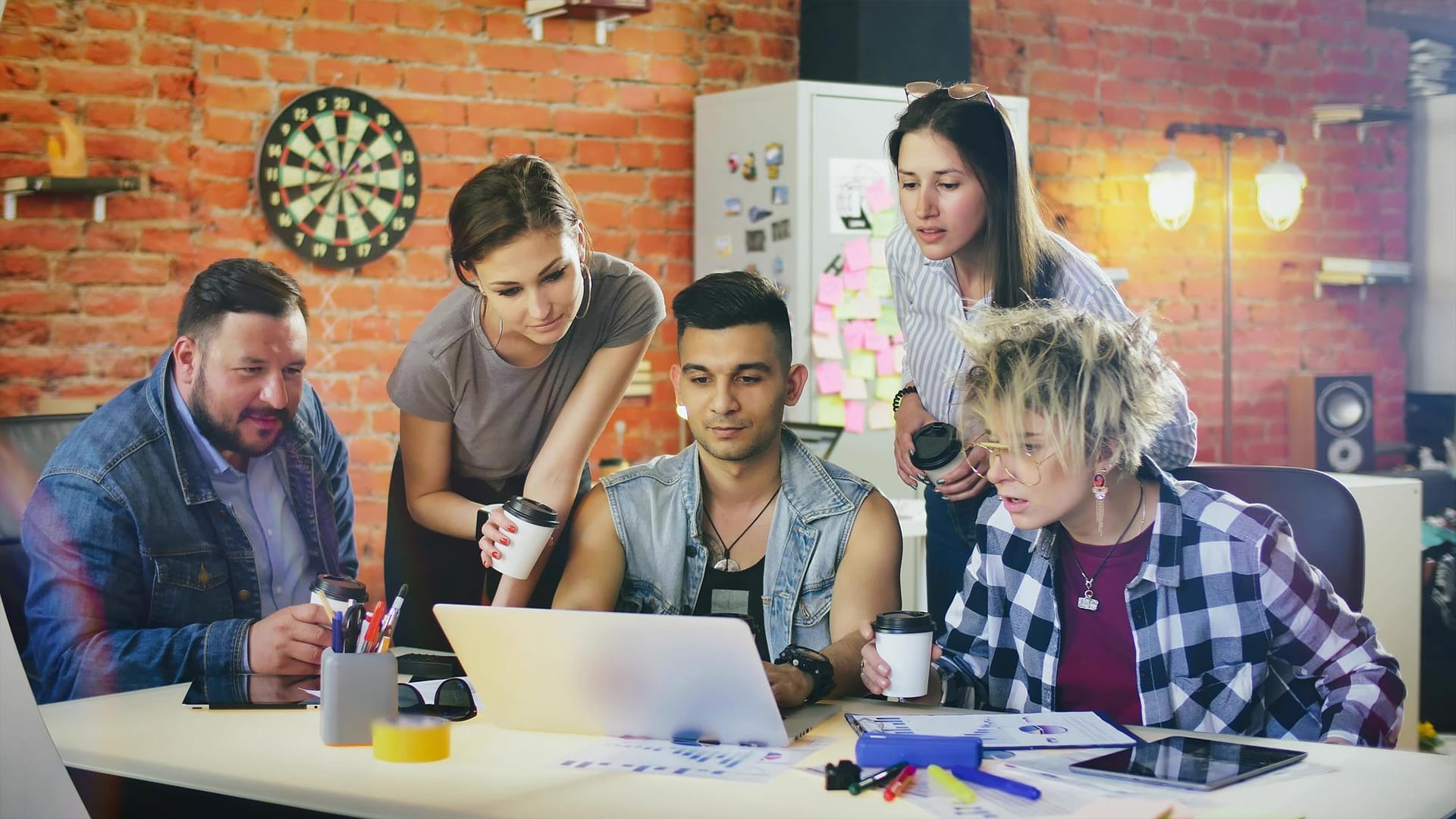 What Are Custom Game Solutions? Use Cases for Brands & Startups