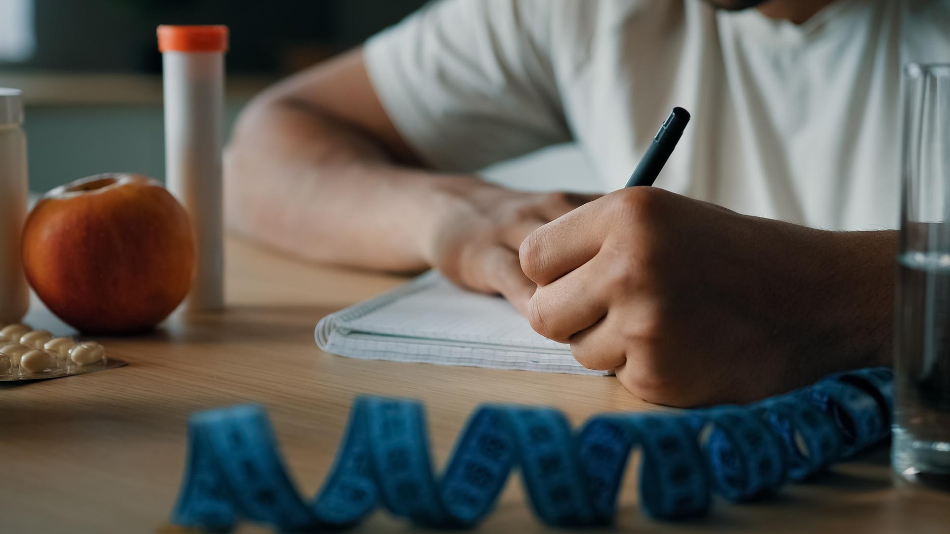 How to Write Better: 7 Ways to Build Your Writing Muscles