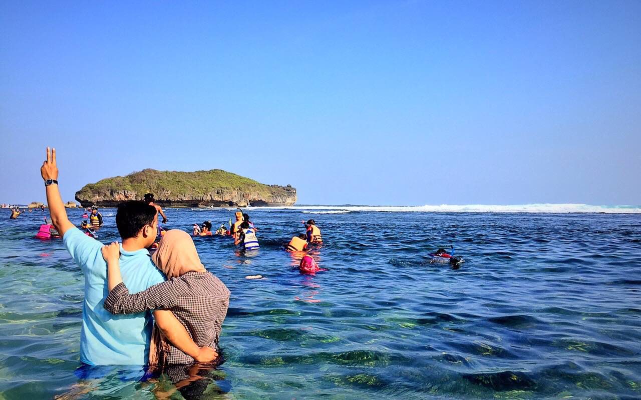 Pantai Sadranan