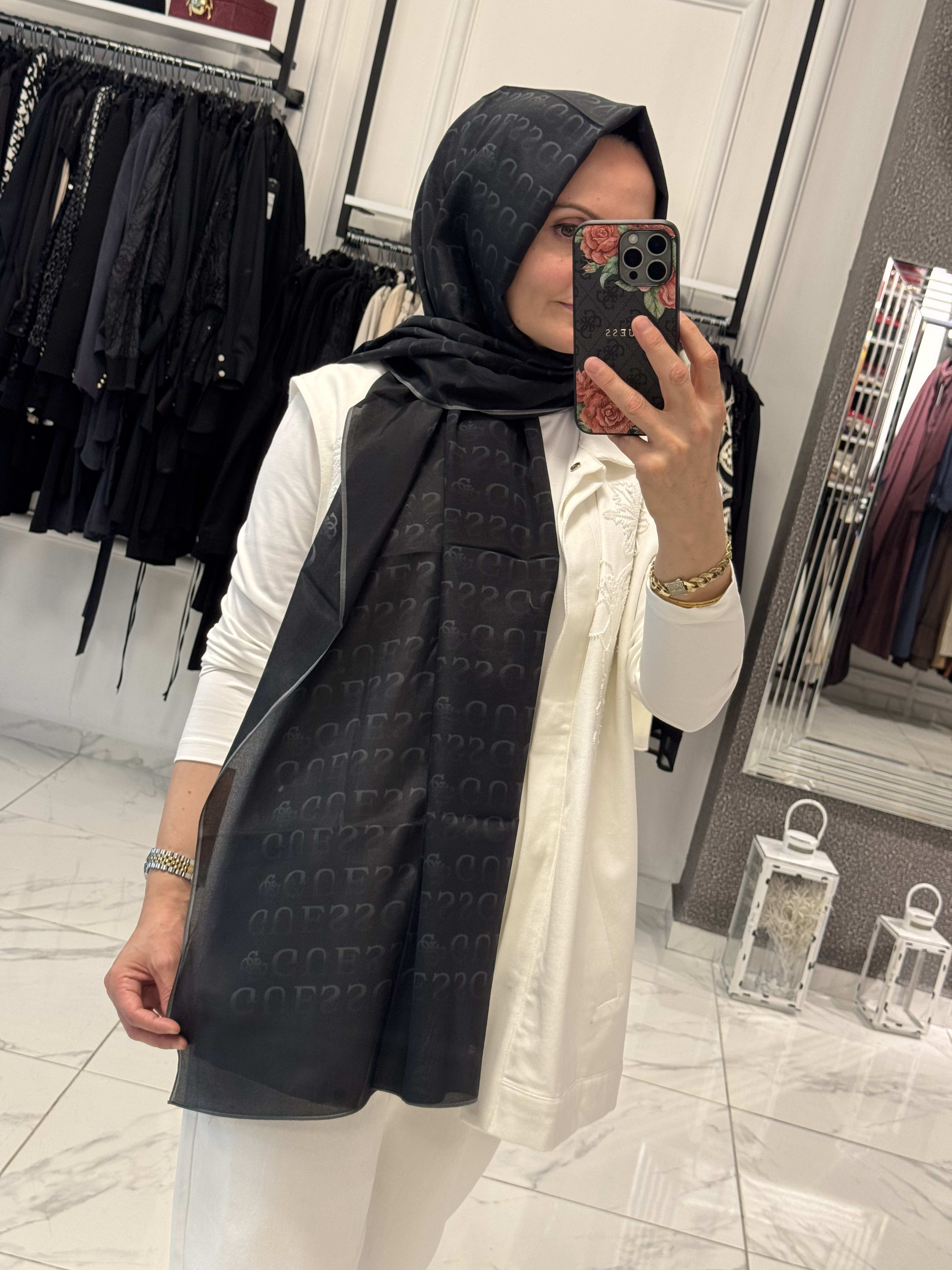 GUESS ŞAL