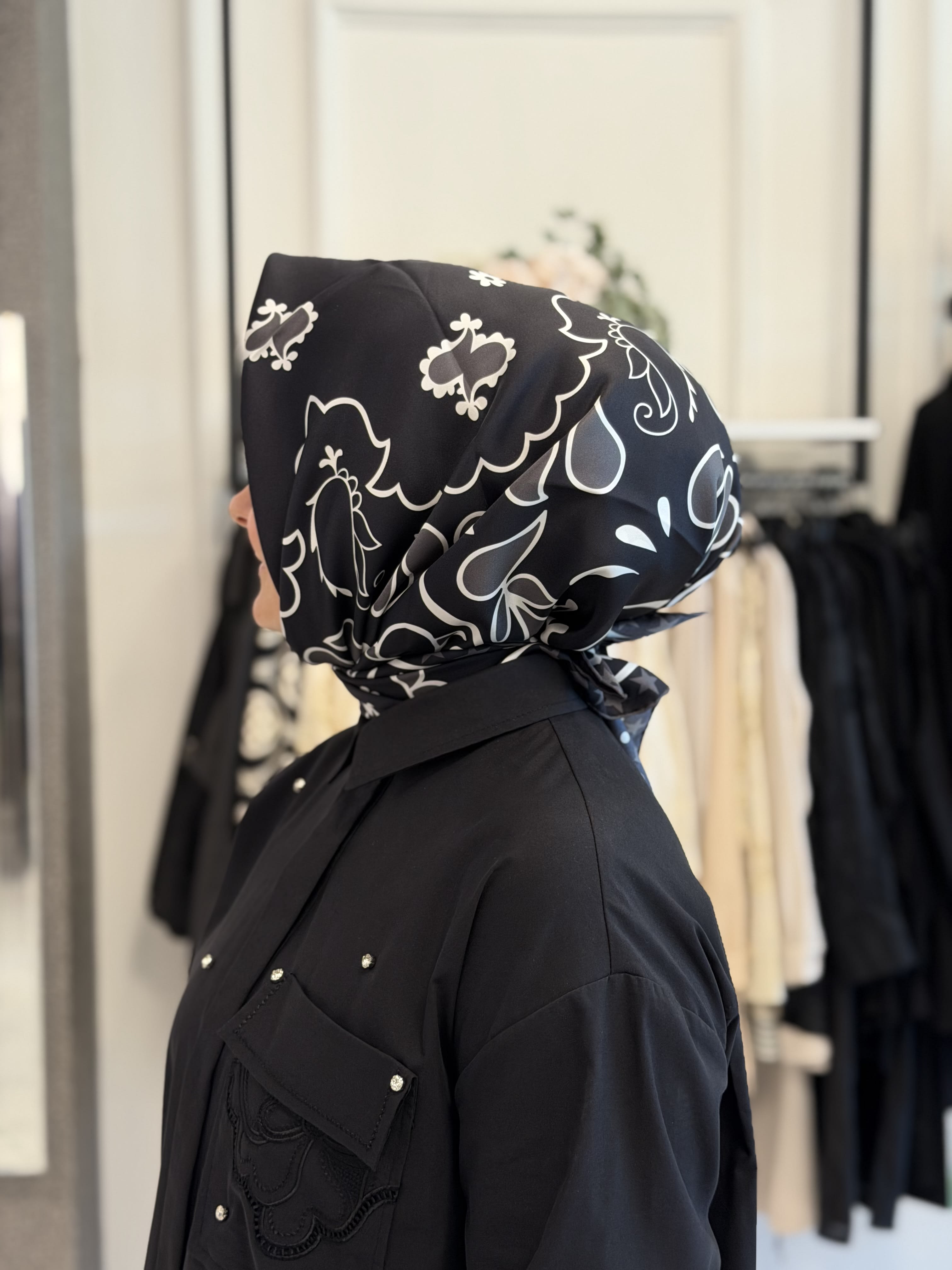 GUESS SWIRL PATTERN EŞARP