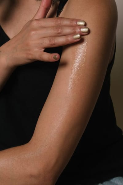 Full-arm Wax