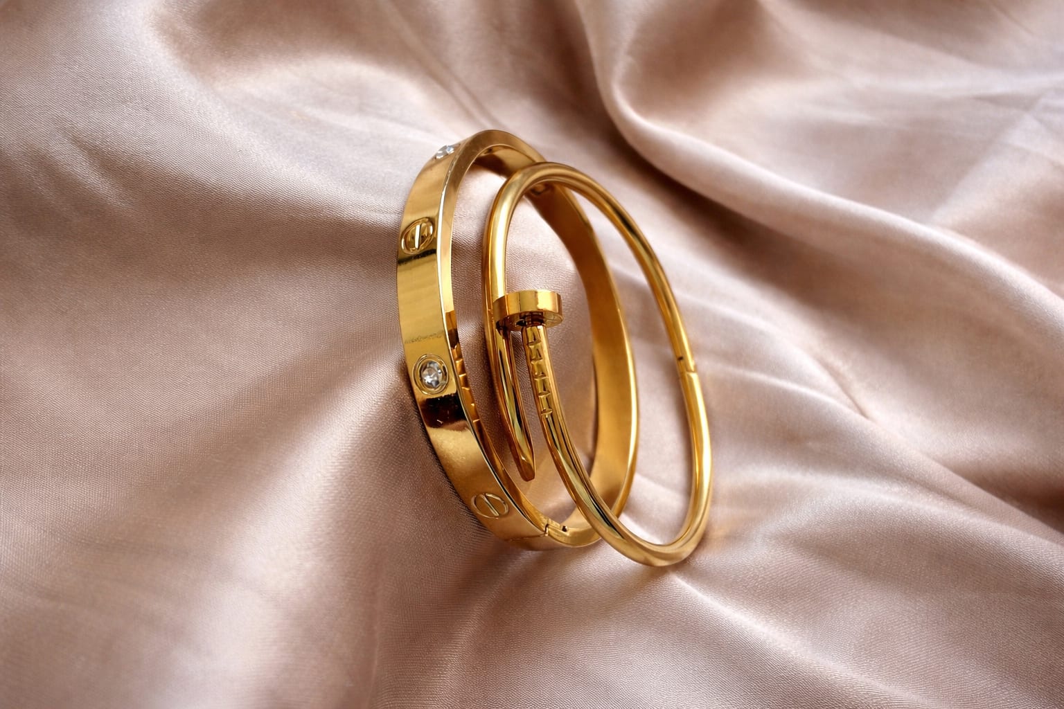 Ensemble Bracelets Cartier Love & Clou