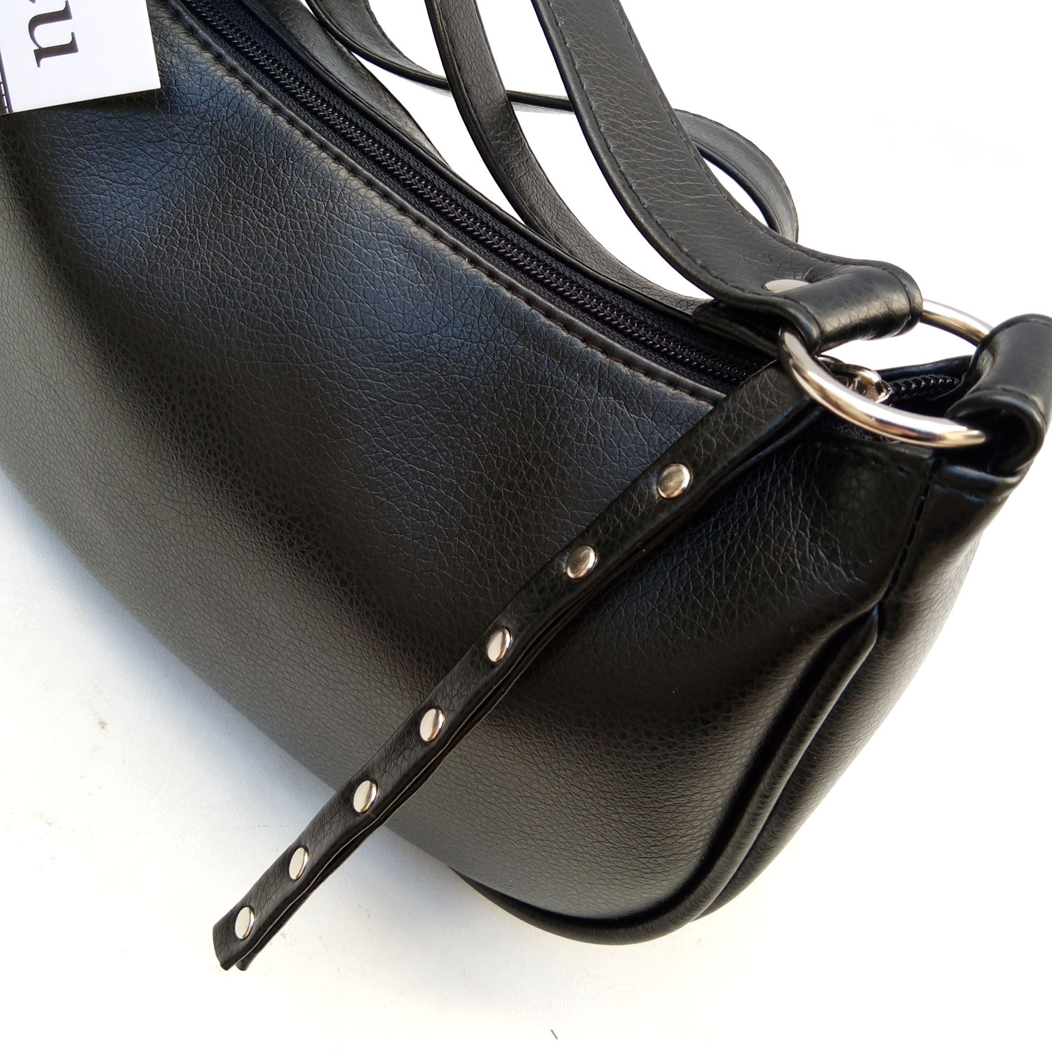 Detalle de Cartera Hobo Aros Cuero Eco | Negro