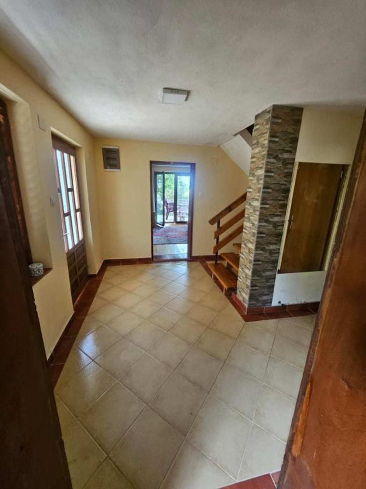 Ground Floor - Hallway