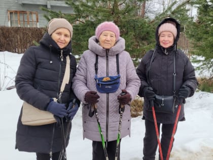 Рузских пенсионеров приглашают на занятия скандинавской ходьбой