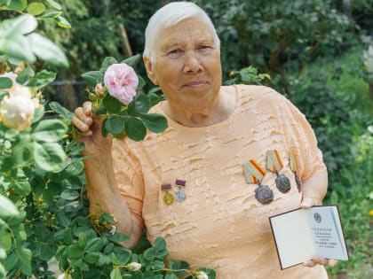 В Орехово-Зуеве с юбилеем поздравили полного кавалера ордена Трудовой Славы Марию Михайловну Дикову