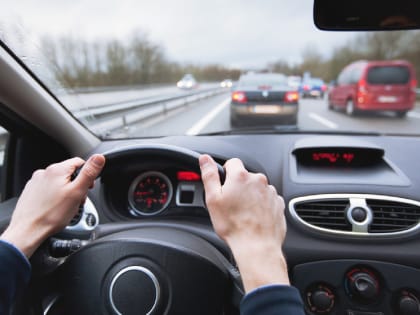 Депутат Хамзаев предложил сделать спецмаркировку лекарств для водителей