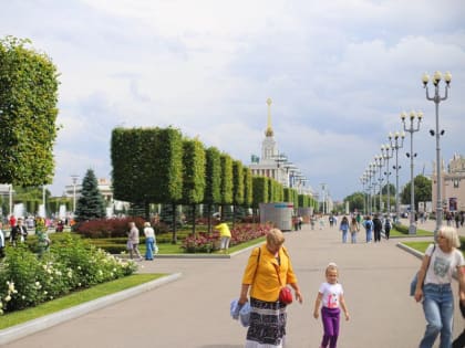 Синоптик Леус: в Москву пришло летнее тепло