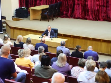 Поддержка бизнеса и благоустройство: итоги совещания в Воскресенске