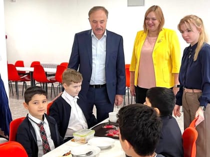 Проверка качества питания в школе №51 города Люберцы