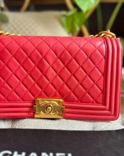 Chanel Old Medium Boy✨PRICE is FIRM✨