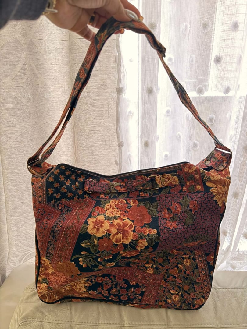 April Cornell Patterned bag