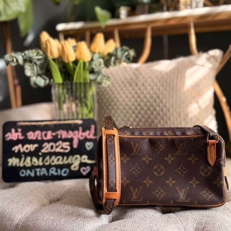 Louis Vuitton Vintage Marley