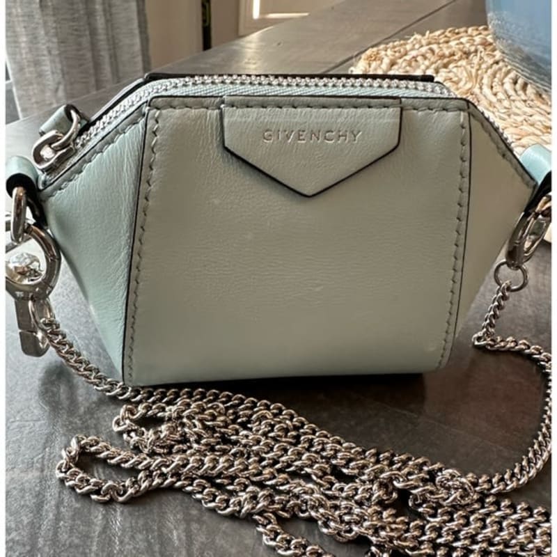 Givenchy Sac Noir Baby Antigona-light blue