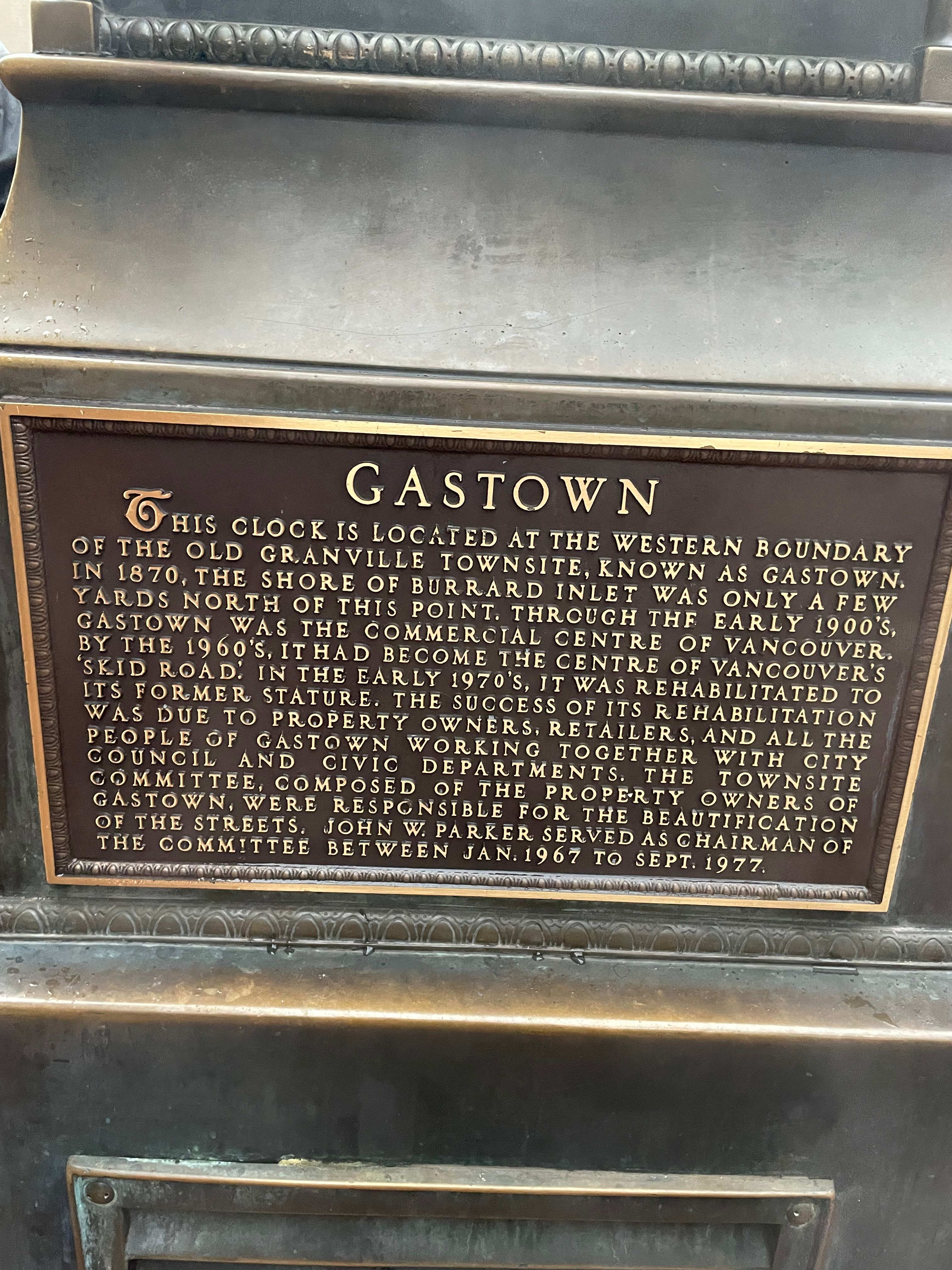 The description of Gastown steam clock