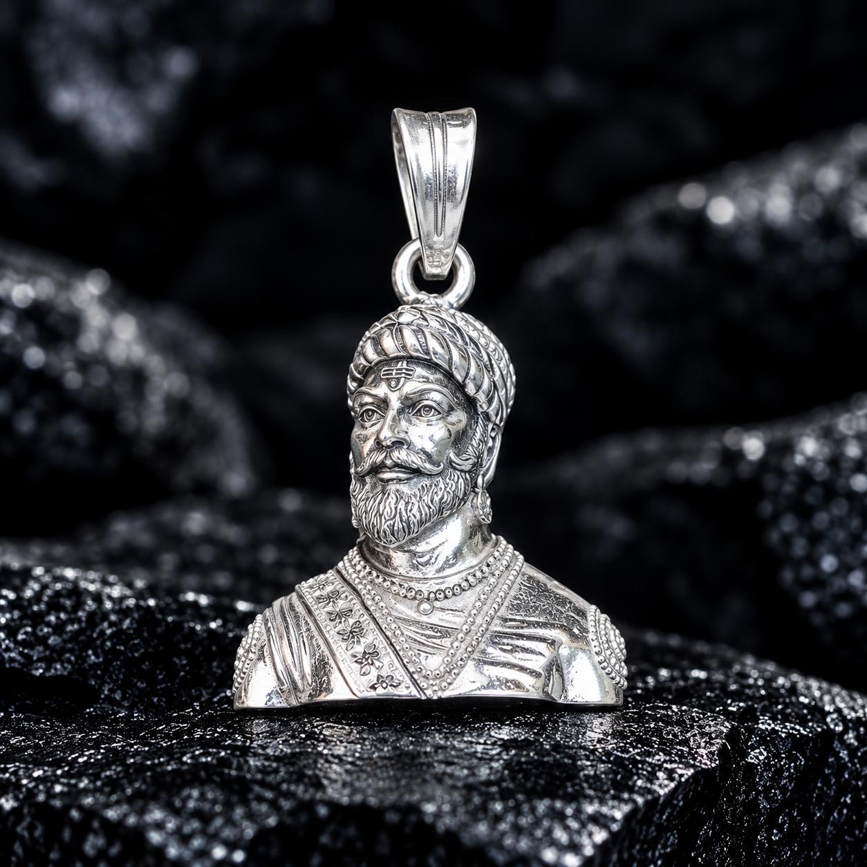 92.5 Chatrapati Shivaji Maharaj Men's Italian Pendant