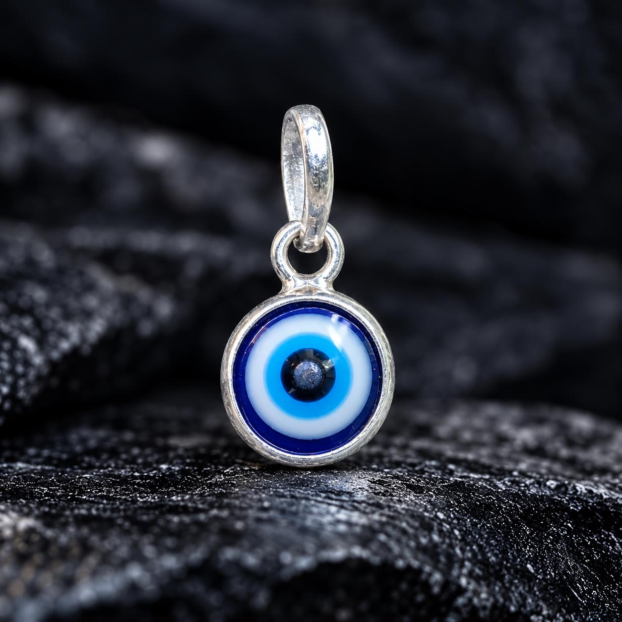 92.5 Nazarbatu Kid's Italian Pendant