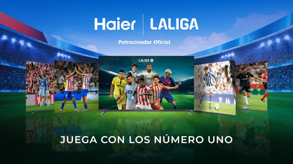 Un televisor Haier 2026 de pantalla grande mostrando contenido vibrante con un sutil reflejo de inteligencia artificial.