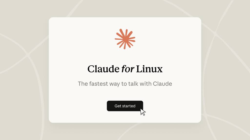 Laptop con código en pantalla y el logo de Claude integrado
