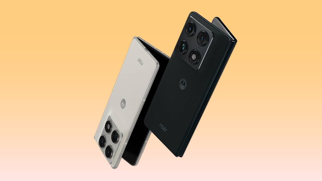Un smartphone Motorola plegable tipo pasaporte abierto, mostrando su pantalla interior expansiva y su diseño elegante, con un fondo tecnológico abstracto.