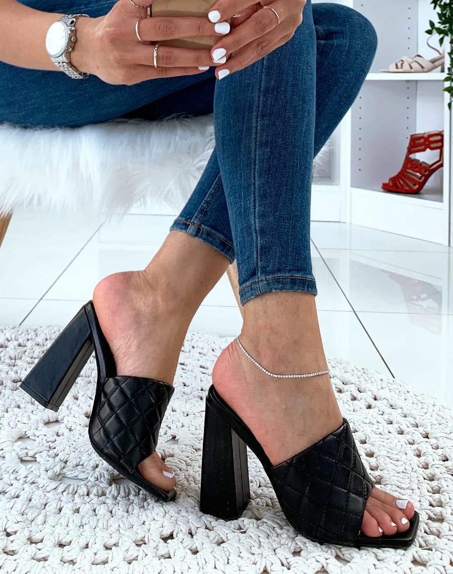 ori-mules-noires-talons-carr-s-et-larges-brides-matelass-es-10613_981cf240-7c47-4173-af5b-48b100bdc658.webp