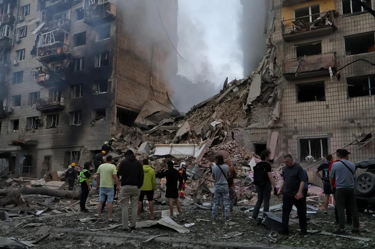 Attaque russe meurtrière à Kyiv : 15 morts dans des bombardements nocturnes