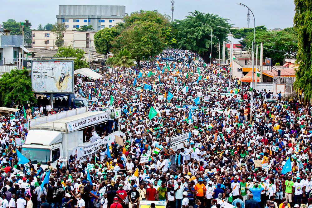 marche-du-front-commun-a-yopougon_3q1bygtvq4k.jpg