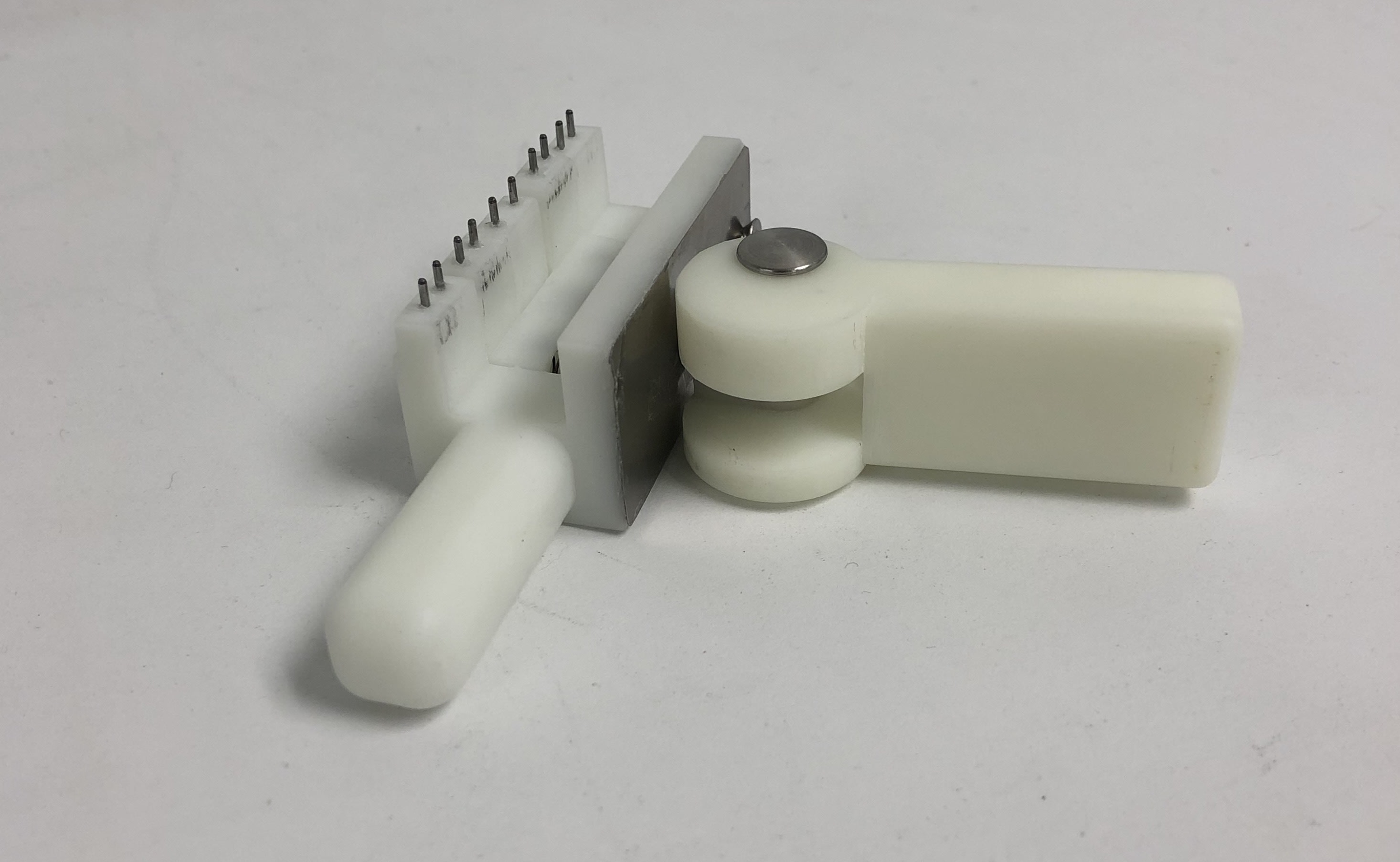 "Pin‑Header Remover" image 4