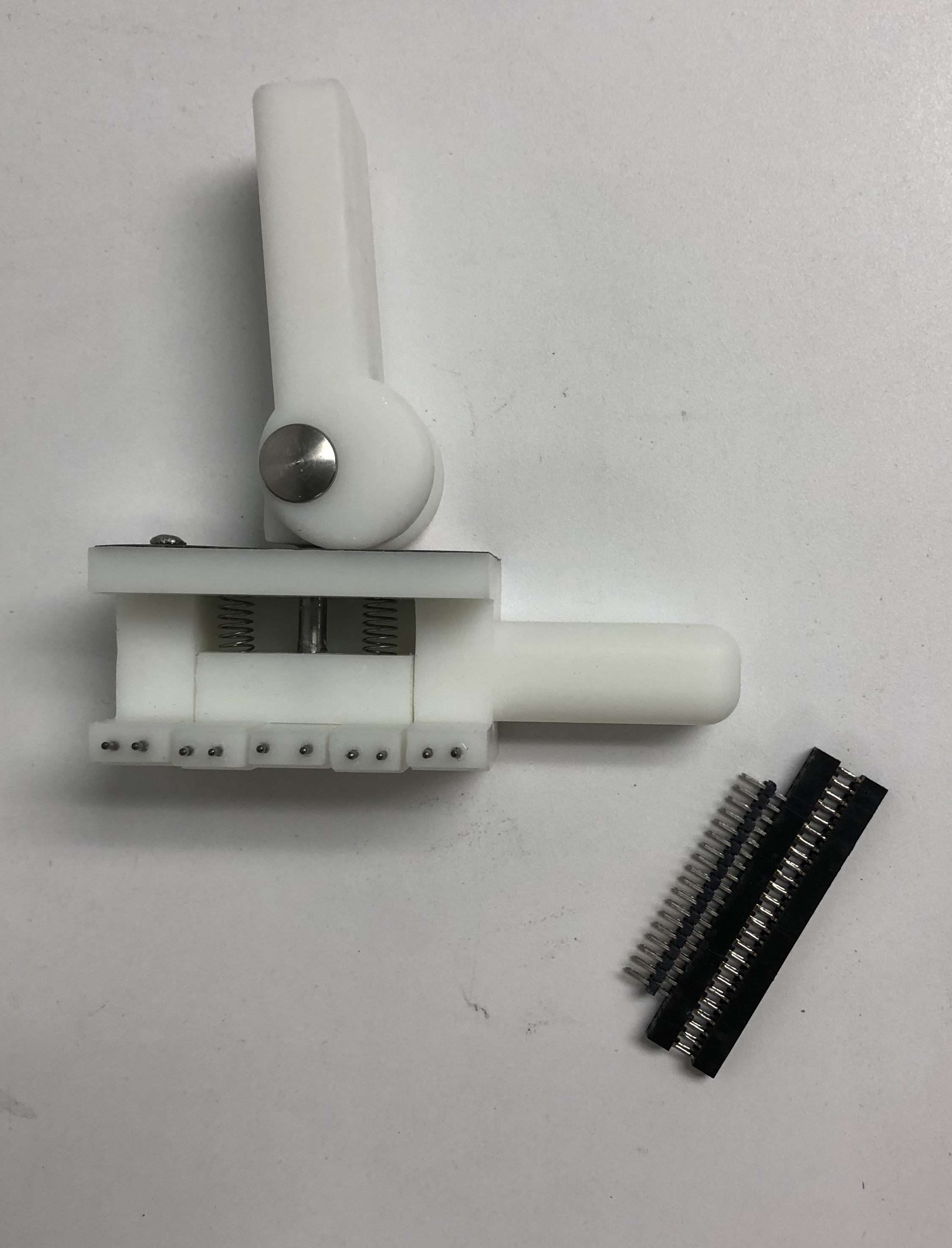 "Pin‑Header Remover" image 7