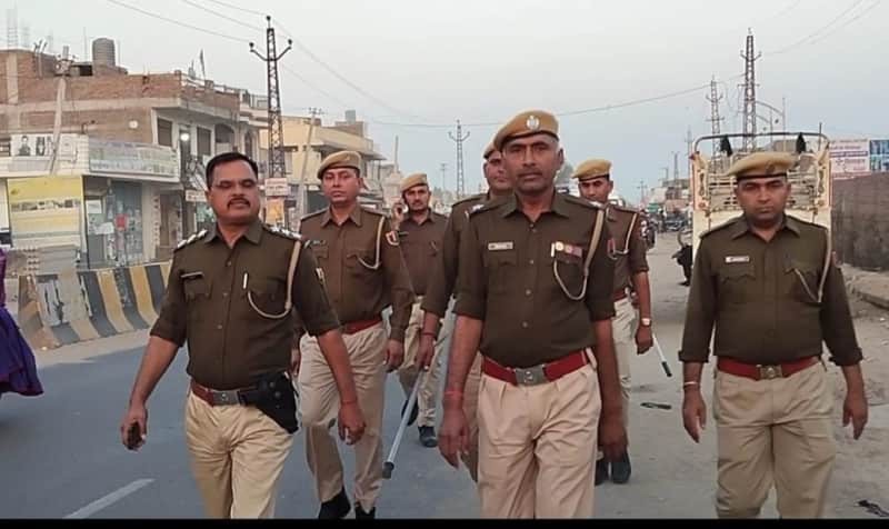 बागोड़ा में कानून व्यवस्था को लेकर पुलिस का फ्लैग मार्च