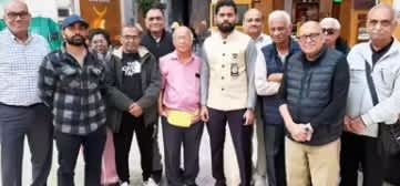ईरान हमलों के बाद UAE में फंसे लोगों की मदद को आगे आए भारतीय