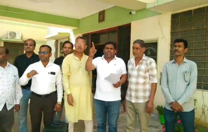 रिद्धि सिद्धि आशियाना कॉलोनी में 60 फुट सड़क से कब्जे हटाने मांग