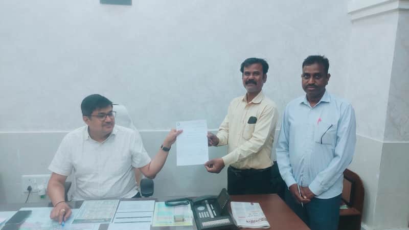 मावली में शिक्षक संघ अंबेडकर ने अवकाश मांग को लेकर सौंपा ज्ञापन