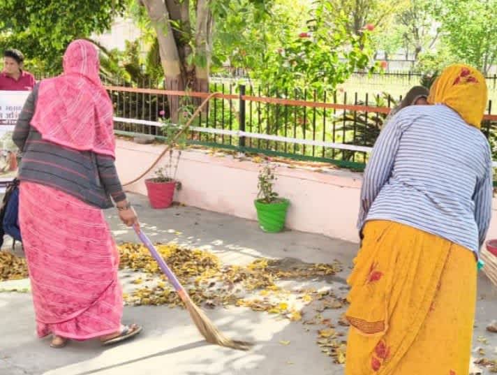 स्वच्छता सप्ताह पर नगर पालिका मांगरोल ने आयोजित विशेष अभियान