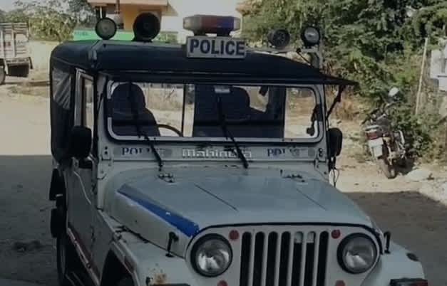 टोंक के कलमण्डा गांव में युवक को जलाने का आरोप