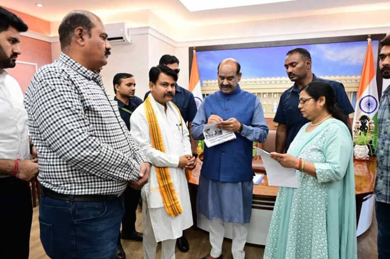 डॉ. सोनी ने लोकसभा अध्यक्ष से रखी मांगें