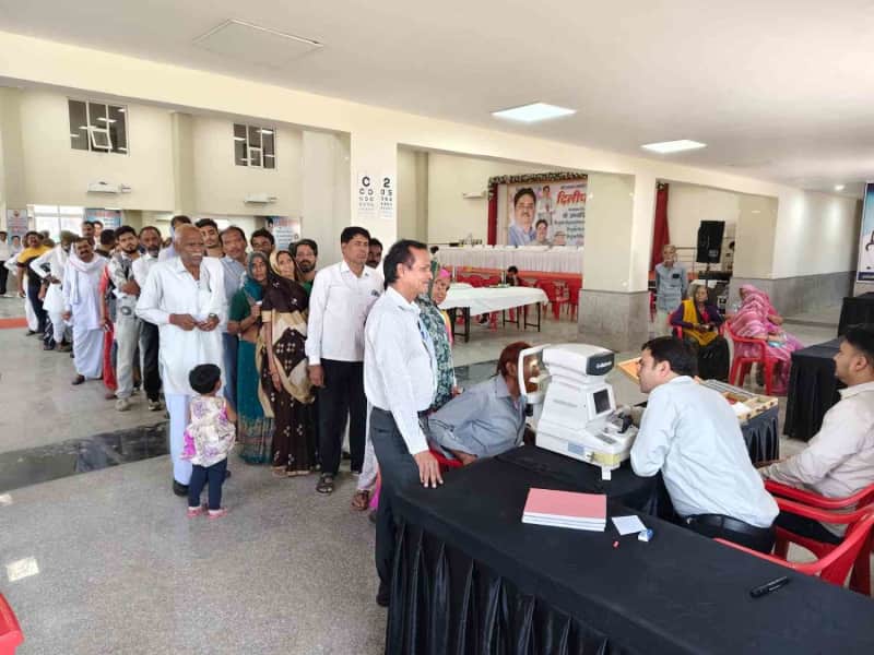 निवाई में श्याम सेवा संस्थान का विशाल निशुल्क चिकित्सा शिविर